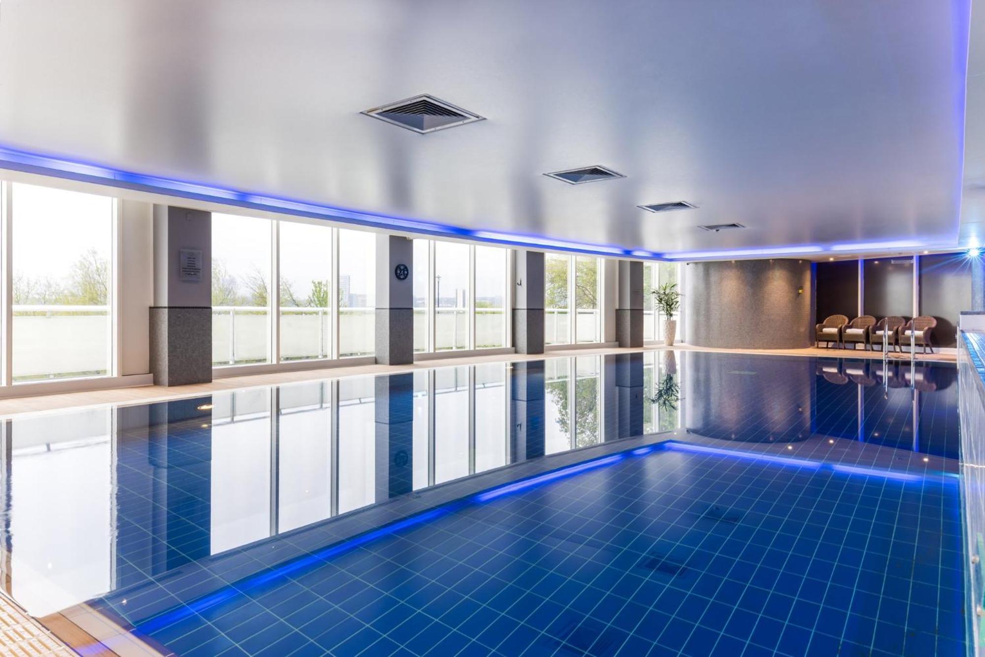 Voco St. David's By Ihg Hotel Cardiff